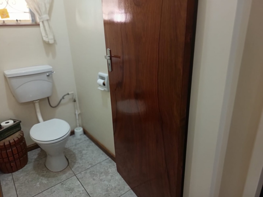 3 Bedroom Property for Sale in Verwoerdpark Northern Cape